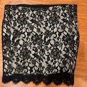 Haute Hippie Lace black skirt size L